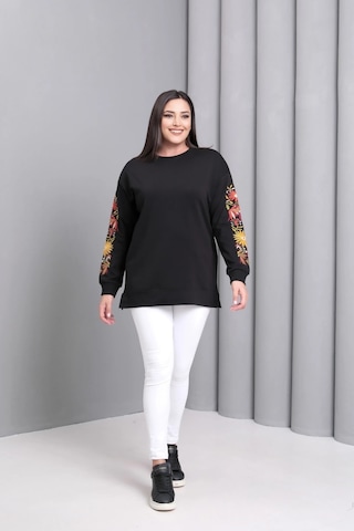Kolları Nakışlı Yırtmaçlı Sweatshirt Siyah