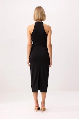 Benerly Kadın Bodycon Halter Yaka Kolsuz Midi Esnek Örme Elbise Aksesuar Siyah