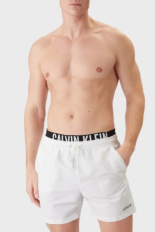 Calvin Klein Erkek Mayo Short Lv00n61015 100 Beyaz Beyaz