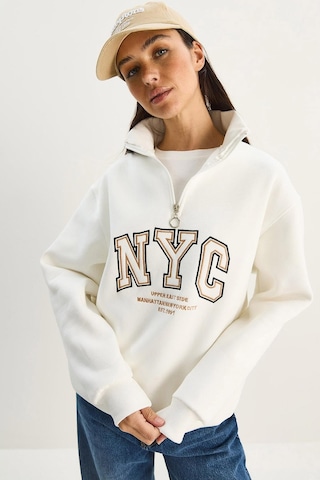 Shade Kadın Nyc Nakış İşlemeli Yakası Fermuarlı Üç İplik Şardonlu Oversize Sweatshirt 60283767 - Beyaz