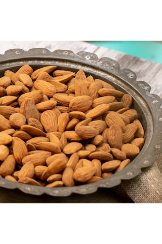 Natura Datça Nurlu Badem 1 KG