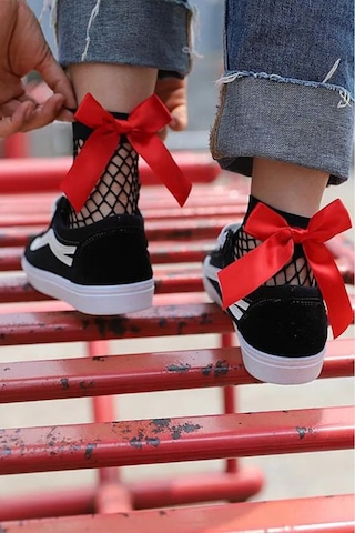 Heleni Kadın File Desenli Kırmızı Fiyonklu Siyah Soket Çorap Siyah