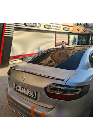 Renault Fluence Yarasa Spoiler Piano Black Universal Esnek, 124cm