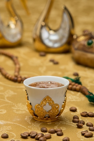 Sena 6 Kişilik Porselenli Zemzem Mırra Takımı Altın Renkli