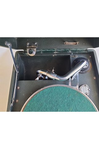 Odeon 24 Antika Çanta Gramofon 075