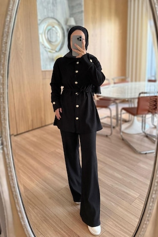 Gold Düğme Detaylı Fitilli Takım - Siyah Siyah