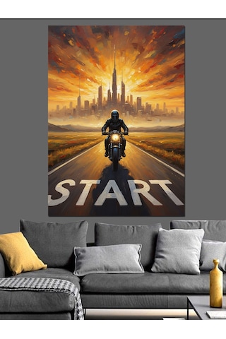Ahşap Tablo Yolda Motosiklet Sürücüsü Start