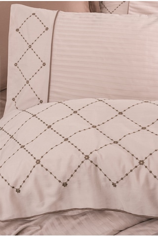 Cotton Box Nakışlı Saten Çift Kişilik Nevresim Takımı Afra Bej