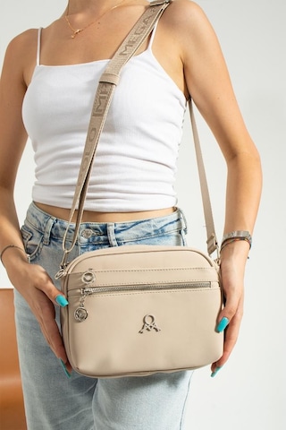 Baginn Kadın Postacı Çanta 23 18 Cm Çapraz Askılı Omuz Çantası Mega Bag Günlük Kullanıma Uygun Vizon