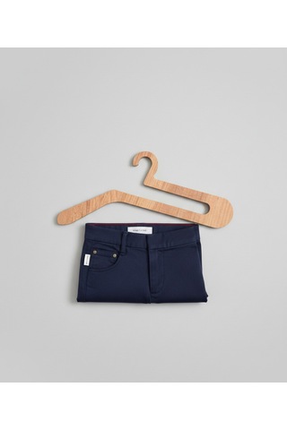 Minimalist Tasarım, Maksimum Düzen Modern Pantolon Askısı Ve Askı Kahverengi Kahverengi