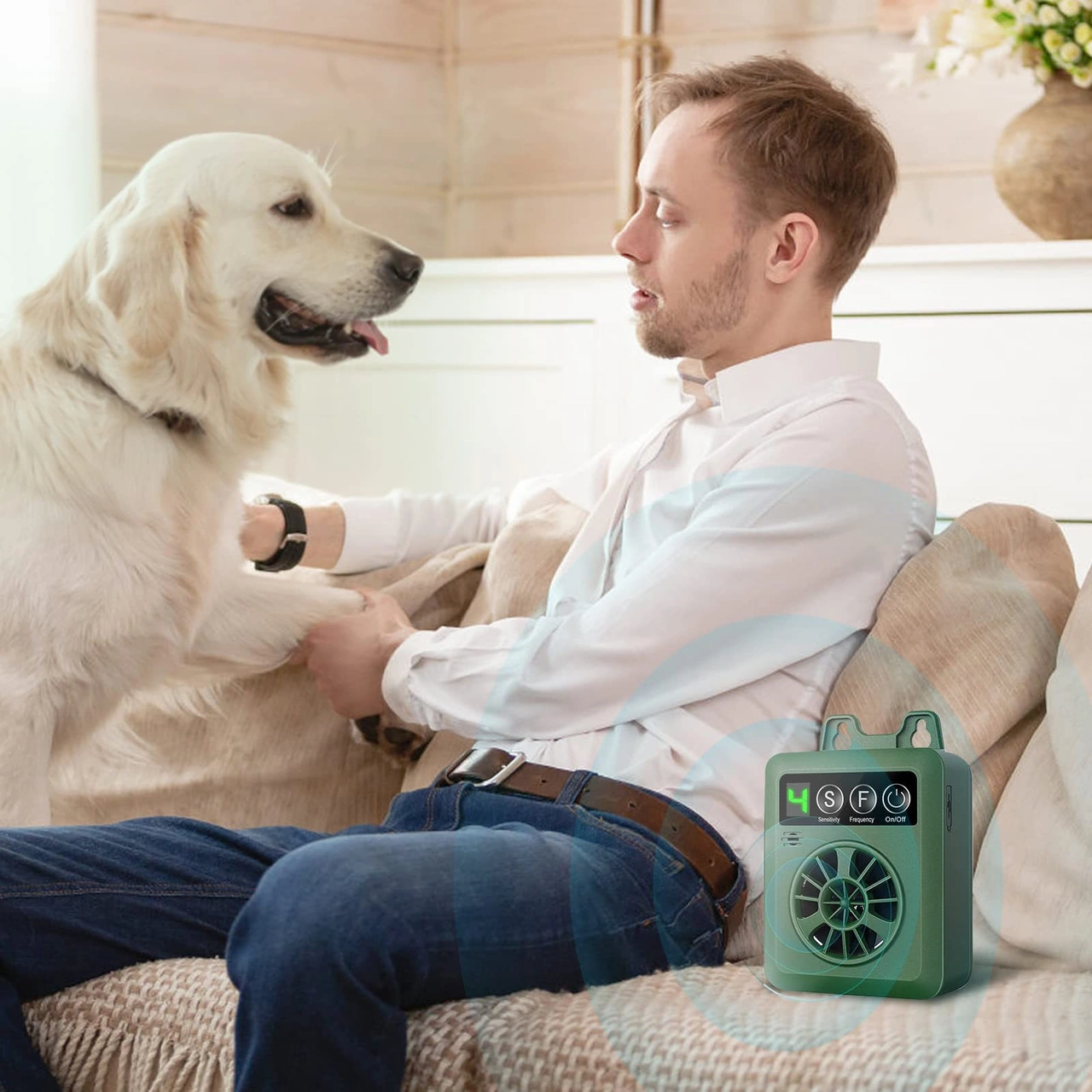 Geeroyoo Usb Şarjlı Ultrasonik Köpek Havlama Engelleme Cihazı, Dijital Ekranlı, 50 Ft Menzil, Ip4 Su Geçirmez, Köpek Eğitimi Ve Gürültü Kontrolü