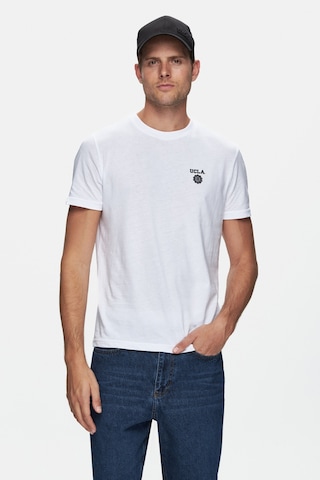 Ucla Bass Beyaz Bisiklet Yaka Baskılı Standard Fit Erkek Tshirt Beyaz