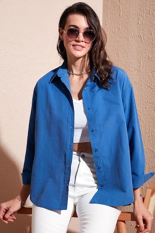 Lela Pamuklu Regular Fit Önü Kısa Arkası Uzun Oval Kesim Bayan Gömlek Cf25S163867 Saks
