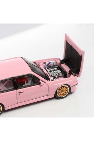 Mortal Model Bmw E30 M3 Group A Valentine's Day Limited Edition Pembe Pleksi