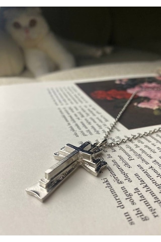 Üç Boyutlu Gümüş Kaplama Gotik Haç Kolye Çok REnkli