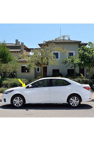 Toyota Corolla 2014-2019 Sol Dış Ayna Önü Üçgen Plastik Kapak