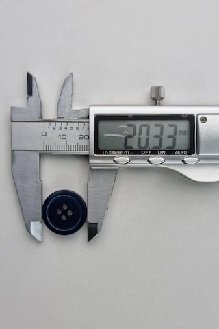 Orta Boy Akrilik Dört Delikli Klasik Kahverengi Kaban Çeket Hırka Yelek Düğmesi 5 Adet