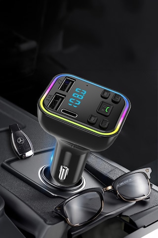 Thentech Araç Çakmaklık Fm Radyo Player Fonksiyon Tuşlu Usb Çıkışlı Şarjlı 12-24v Çıkışlı 7 Renkli Fm Player