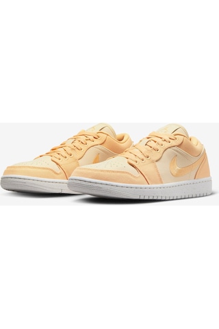 Nike Air Jordan 1 Low Dv0426-200 Kadın Sneaker 001