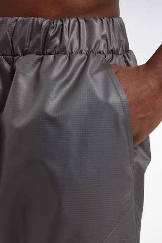 Reebok Kıruna Cargo Jogger Antrasit Erkek Eşofman Altı Gri