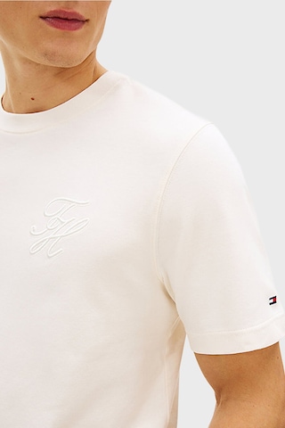 Tommy Hilfiger % 100 Pamuk Regular Fit Bisiklet Yaka T Shirt Erkek T Shirt Mw0mw42391 Z00 Açık Bej