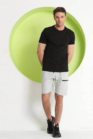 Erkek Fermuar Detaylı Şort Gri Melanj