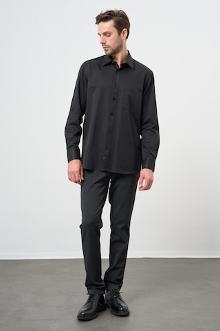 Siyah Uzun Kol Düz Bez Ayağı Sert Yaka Cep 30 Pamuklu Classic Comfort Fit Gömlek 1004245269 001 Siyah