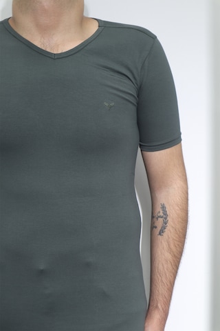 Santa Dmctekstil Erkek Düz Spor Kesim Dar Kalıp V-yaka T-shirt Haki