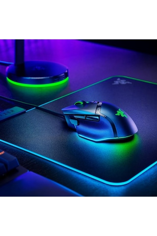 Razer Basilisk V3 35k - Tamamen Özelleştirilebilir Ergonomik Kabl