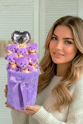 Kadınlar Gününe Özel: Deluxe Led Işıklı Mor Peluş Silindir Kutuda, Kalpli Balonlu 6 Lı Mor Ayıcık Buketi - Sevdiğine Hediye