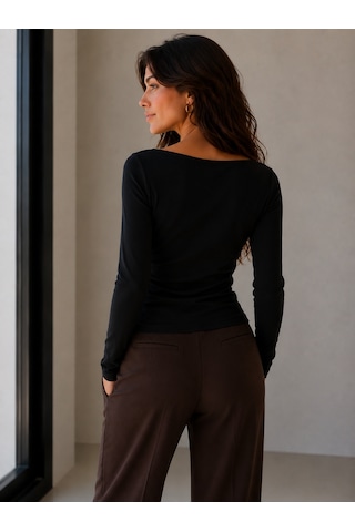 Sortie Collection Kayık Yaka Uzun Kollu Fit Bluz Siyah