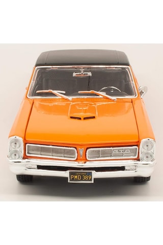 1/18 1965 Pontiac Gto