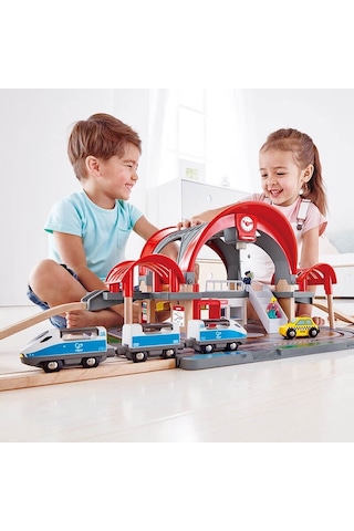 Hape Grand City Oyuncak Tren İstasyonu