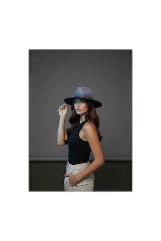 Gigi Luxe Özel Tasarım Fedora Fötr Şapka Ayarlanabilir Gold Aksesuarlı Kovboy Fötr Siyah Siyah