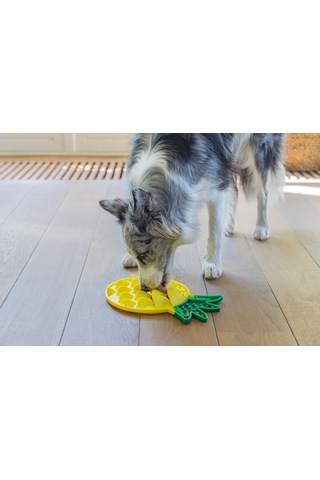 Beeztees Yavru Köpek Yaş Mama Yeme Oyuncağı, Ananas Şeklinde,silikon, Sarı, 20x20cm