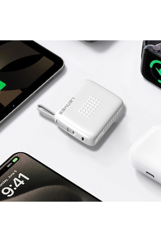 Lenyes Px169d Pd 22.5w Led Göstergeli Type-c Kablolu Mini Taşınabilir Powerbank 10000mah Beyaz