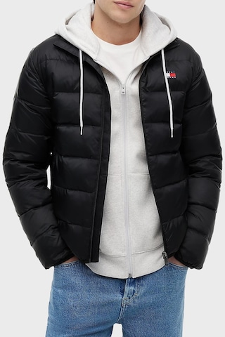 Tommy Jeans Kapitoneli Relaxed Fit Dik Yaka Mont Erkek Mont Dm0dm23231 Bds Siyah
