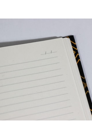 Kişiselleştirilebilir Öğretmenler Gününe Özel Hediye Seti Oval Kupa & Gold Defter & Roller Kalem & Not