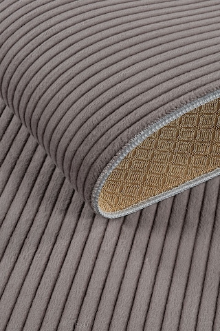 Tropikal Home Konforlu Şık Dekoratif Kaymaz Tabanlı , Yıkanabilir Ve Leke Tutmaz Dört Mevsim Yolluk Antrasit