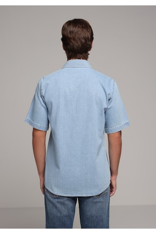 Colin's Colins Regular Fit Klasik Yaka Düz Erkek Light İndigo Denim Kısa Kol Gömlek Cl1081129 Q1.v1 Dn45009 Mavi