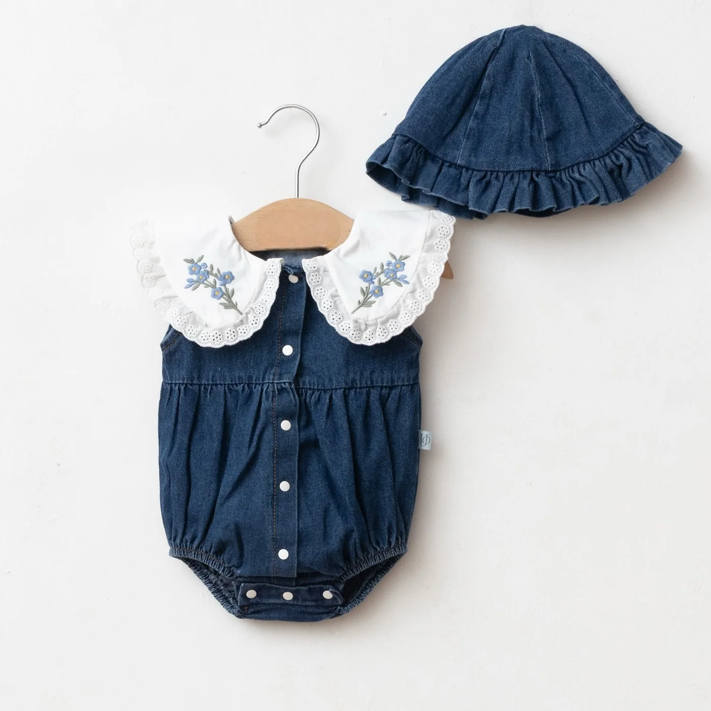 Momercy Vintage Yaka Nakışlı Dantelli Kız Bebek Kot Romper Tulum Ve Şapka Kot Rengi