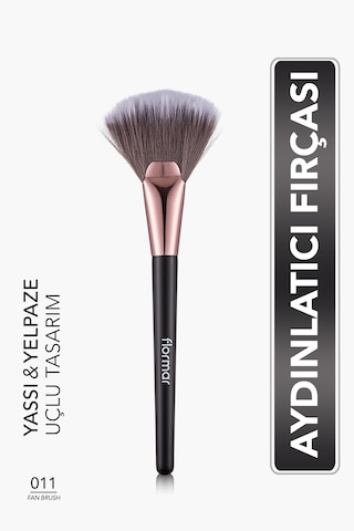 Flormar Yelpaze Uçlu Düz Aydınlatıcı Fırçası - Fan Brush - 011 - 8690604597765