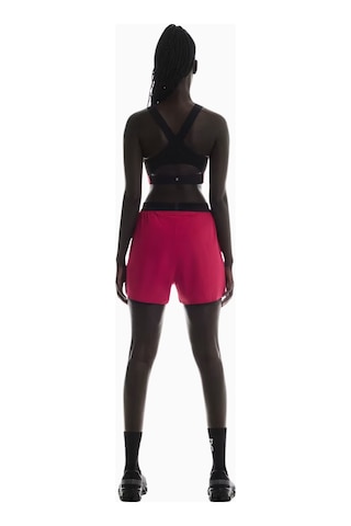 On 3" Performance 2/1 Shorts Hafif Iç Taytlı Hızlı Kuruyan Kadın Koşu Şortu Kırmızı