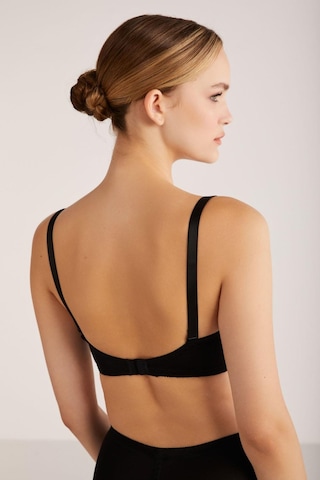 Kom Lidya Telli İnce Süngerli Sütyen 001