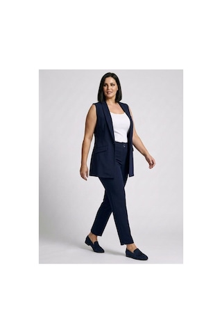 Hanezza Büyük Beden Kadın Siyah Casual -ofis Kombini Şıklık Ve Rahatlık Bir Arada Lacivert - 4035067 Lacivert