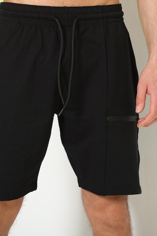 Erkek Fermuar Detaylı Şort Siyah