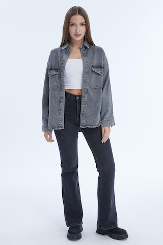Selectmoda Kadın Çift Cepli Çıtçıt Kapamalı Oversize Kot Gömlek Antrasit