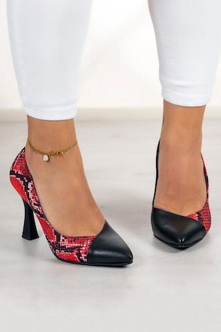 Jatqılı Plus Kırmızı Yılan Kadeh Topuklu Ayakkabı Siyah - Kırmızı