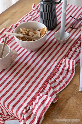 Kırmızı Çizgili 40x125 Cm Vintage Fırfırlı %100 Keten Pamuklu Amerikan Runner Bej