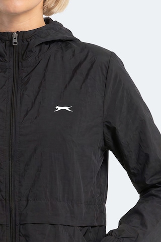 Slazenger Raıd Kadın Kapüşonlu Fermuarlı Siyah Rüzgarlık